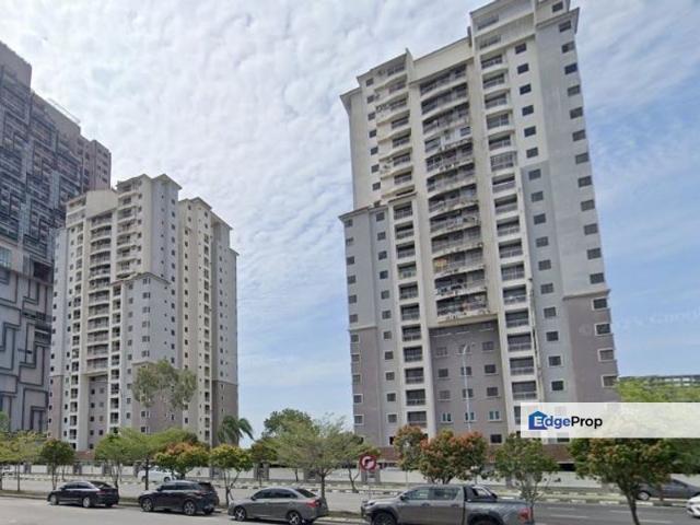 Condominium for sale in Malaka