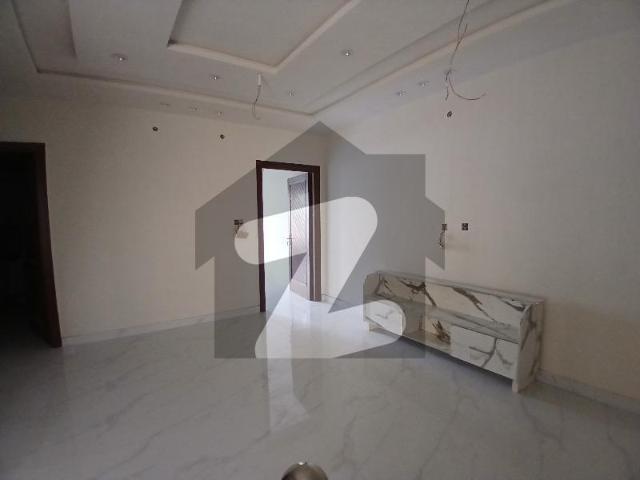 House for sale in Faisalabad, Islamabad Capital Territory