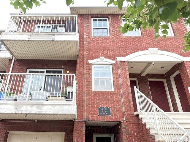 Condo for sale in Queens, Arverne