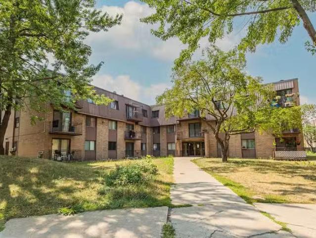 Condo for rent in St. Leonard's, Quebec