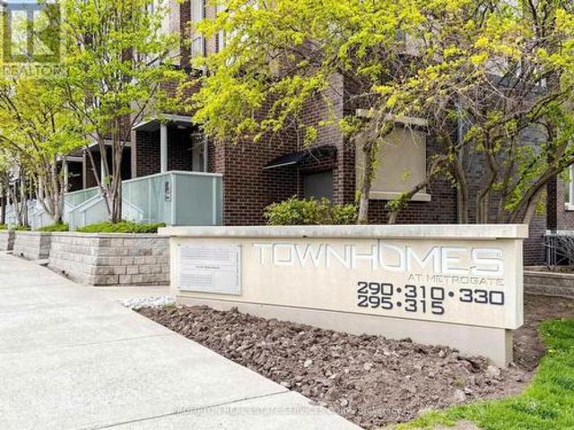Townhouse for sale in Woburn, Ontario