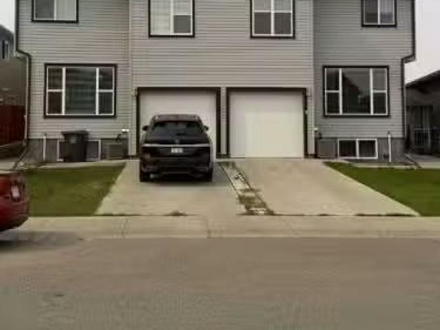 House for rent in Coalhurst, Alberta