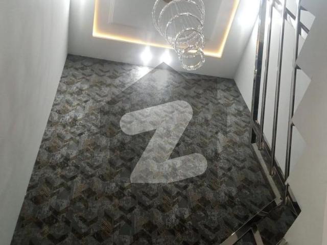 House for sale in Faisalabad, Islamabad Capital Territory