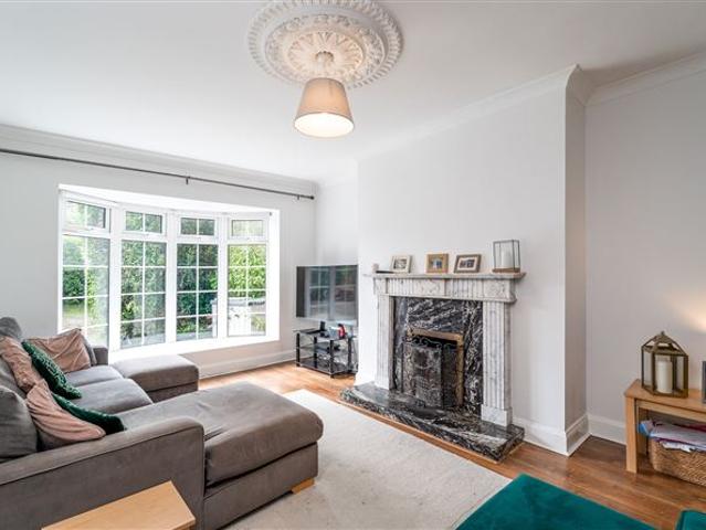 Detached House to rent in Bray, North Tipperary