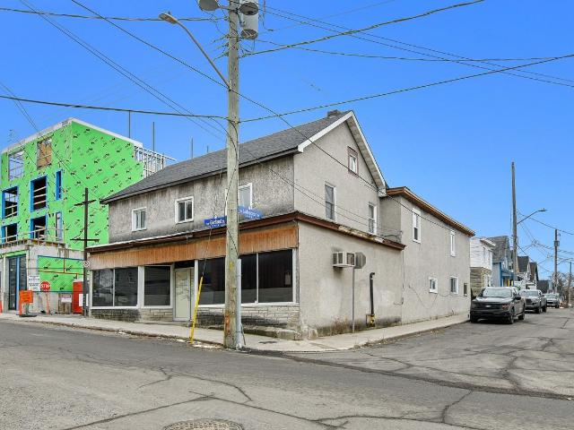 Apartment for rent in Mulhurst Bay, Ontario