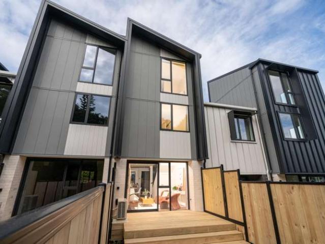 Townhouse for sale in Matata, Wellington