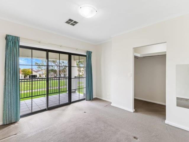 Townhouse for rent in Horseshoe Creek, South Australia