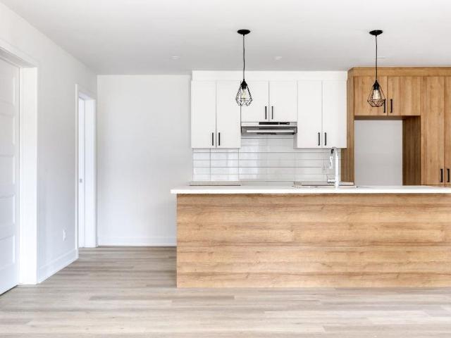 Apartment for rent in St-jacques, Quebec