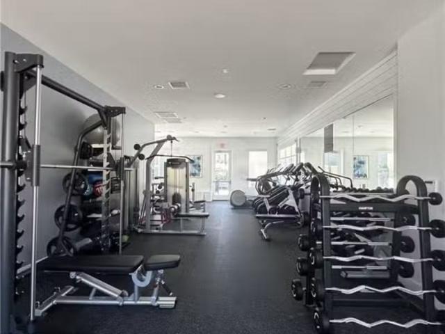 Condo for rent in Ontario, Central North