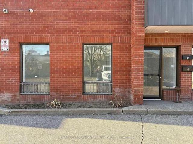 Commercial for rent in Toronto