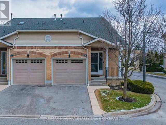 Townhouse for sale in Niagara, Ontario