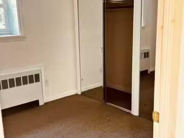 Condo for rent in Westbury