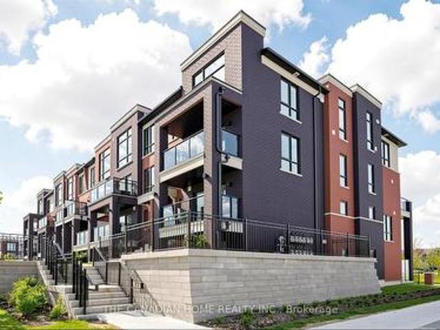 Townhouse for sale in Georgina, Ontario