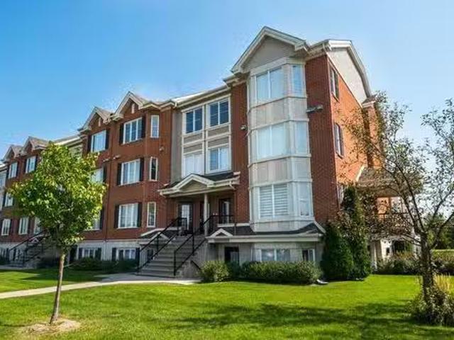 Apartment for rent in Brossard, Quebec
