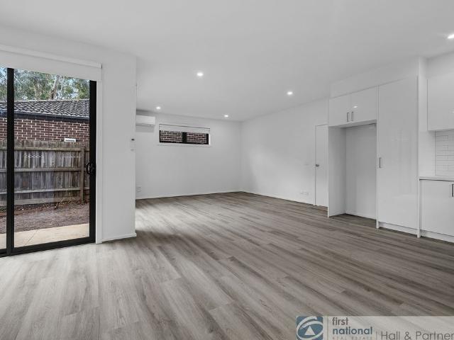 Townhouse for rent in Camerons Creek, Victoria