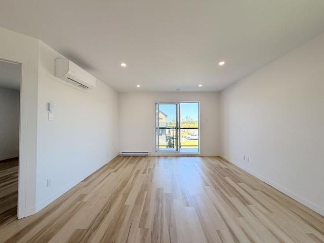 Apartment for rent in Saint-Lambert-de-Lauzon, Chaudière-Appalaches