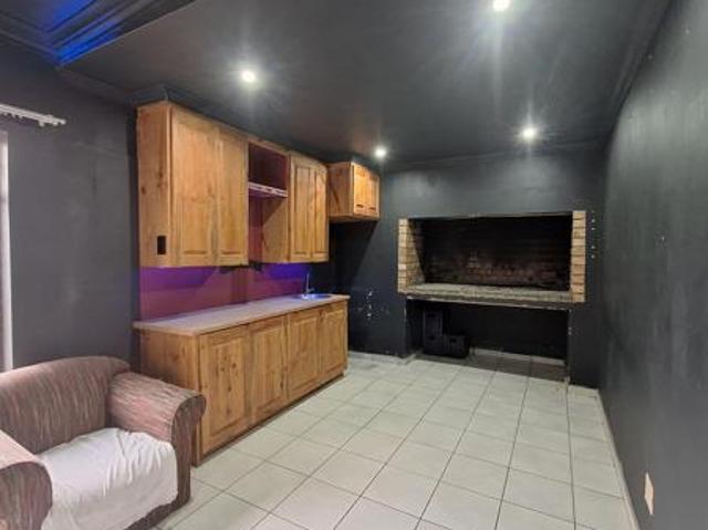 House for sale in Frankfort, Free State