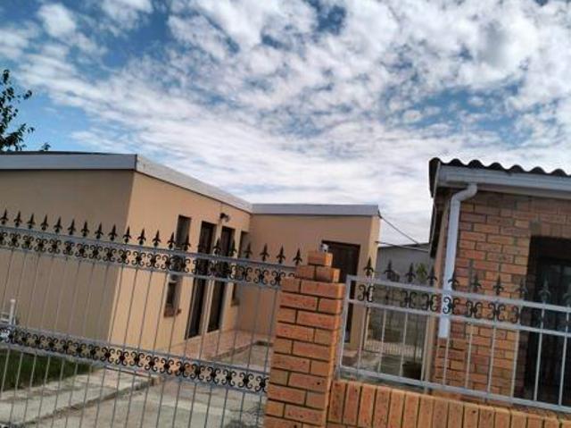 House for sale in Port Elizabeth, Eastern Cape