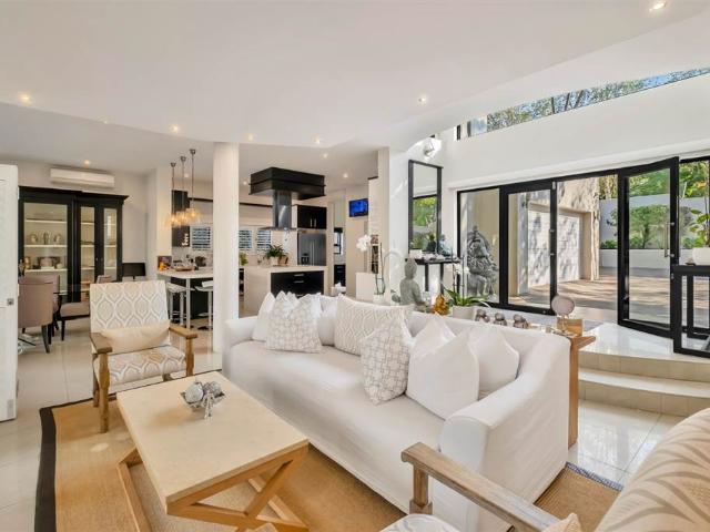 House for sale in Johannesburg, North & Sandton