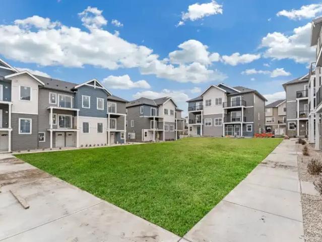 Townhouse for rent in Alberta