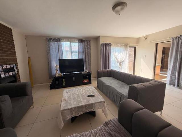 Townhouse for sale in Kwazulu-natal