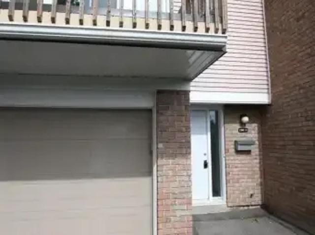 Townhouse for rent in Mulhurst Bay, Ontario