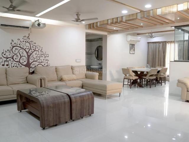 Flat for rent in Tilakwada, Gujarat