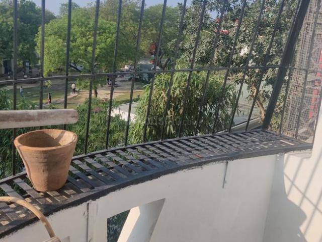 Flat for rent in Deri