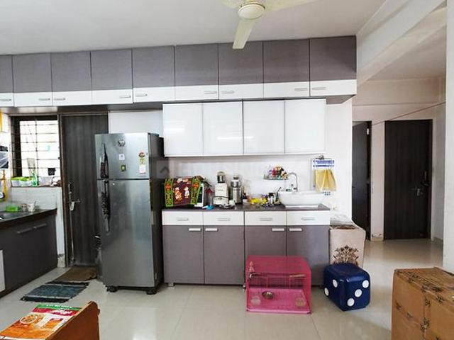 Flat for sale in Naranpura - Ahmedabad, Gujarat