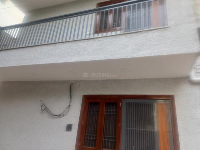 Flat for rent in Paschim Vihar, Delhi