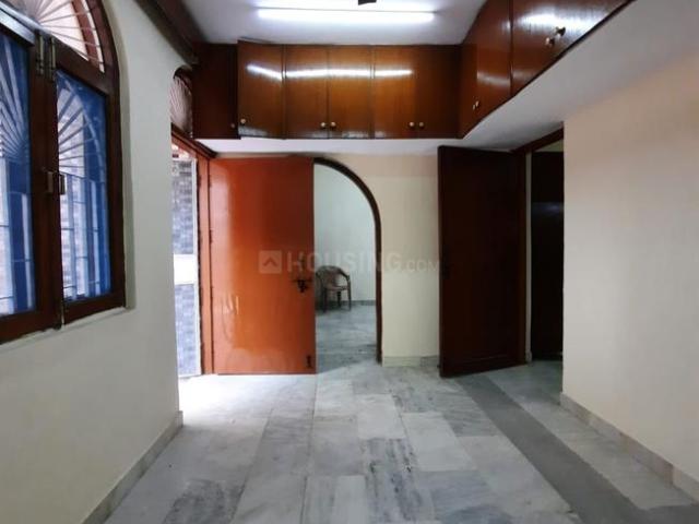 Flat for rent in Deri