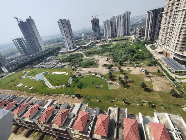 Flat for rent in Gari Samastpur, Noida