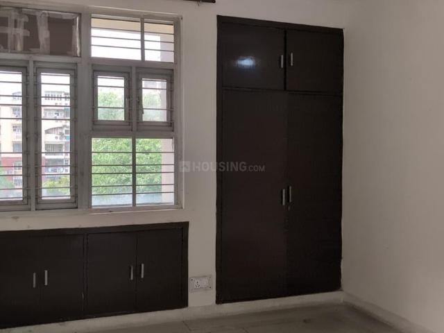 Flat for rent in South West Delhi, Deri