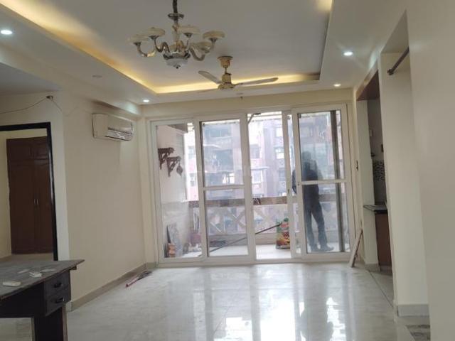 Flat for rent in Deri