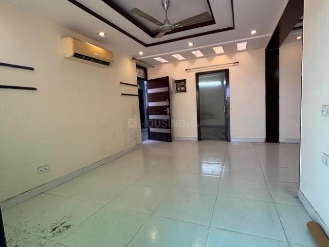 Flat for rent in Deri