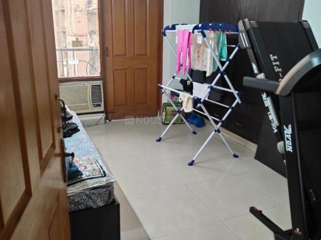 Flat for rent in Deri
