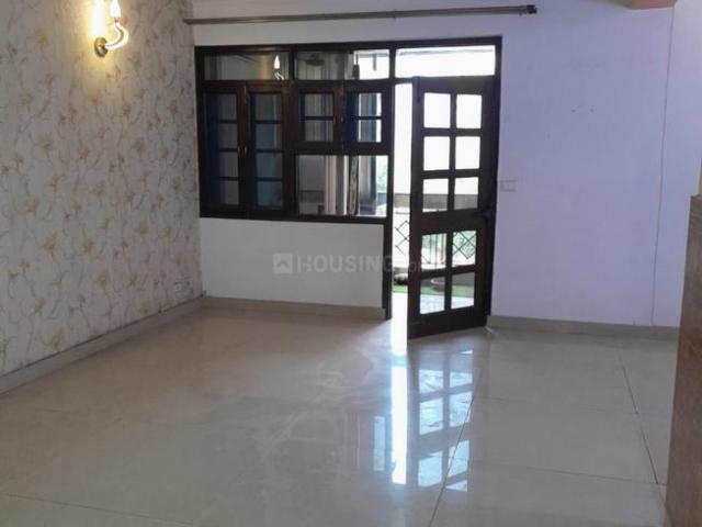 Flat for rent in Deri