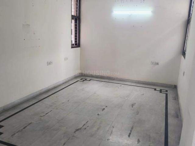 Flat for rent in Deri