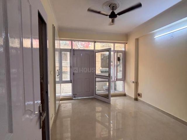 Flat for rent in Deri