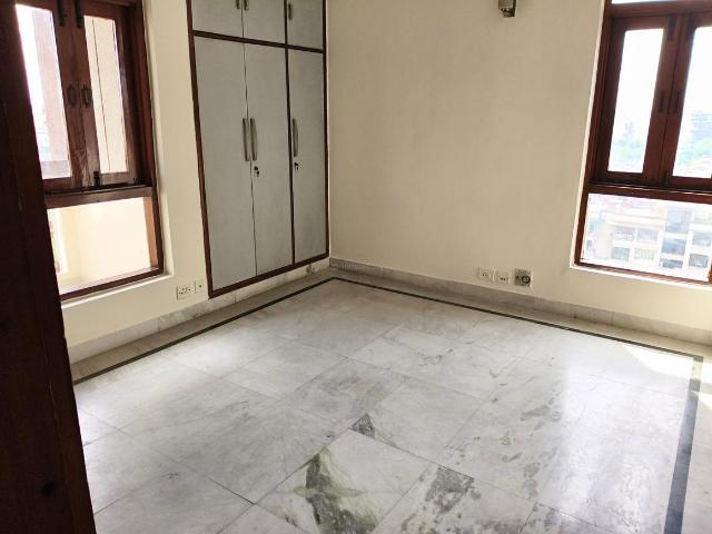 Flat for rent in South West Delhi, Deri