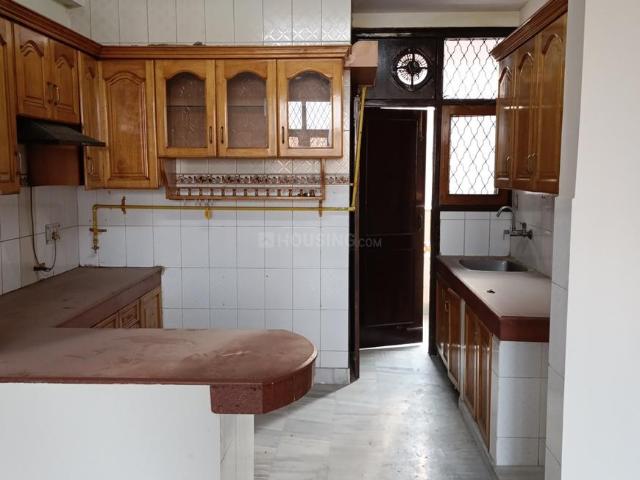 Flat for rent in South West Delhi, Deri