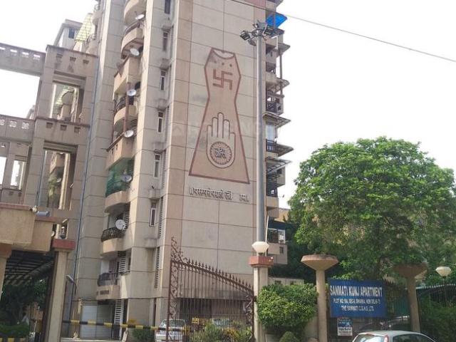 Flat for sale in South West Delhi, Deri