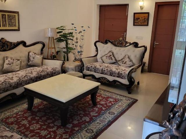 Flat for rent in Hariana