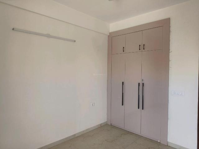 Flat for rent in Hariana