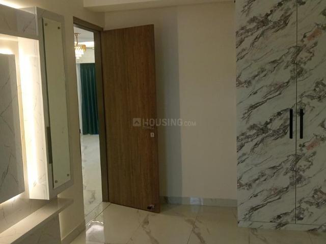 Flat for rent in Hariana