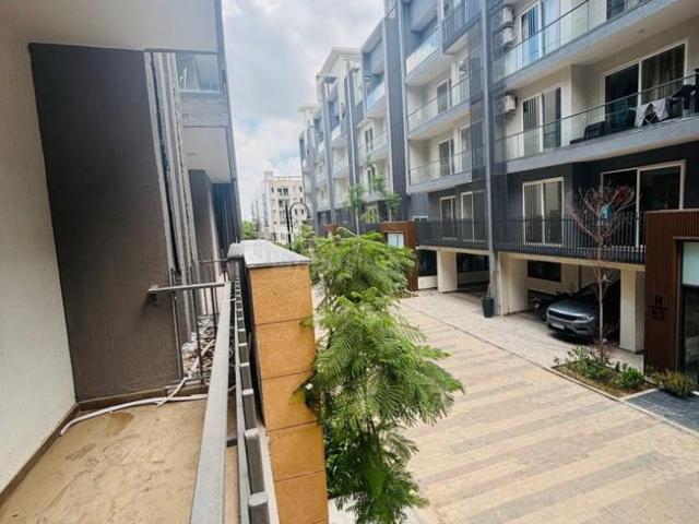 Flat for rent in Hariana