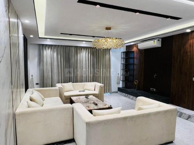 Flat for rent in Hariana