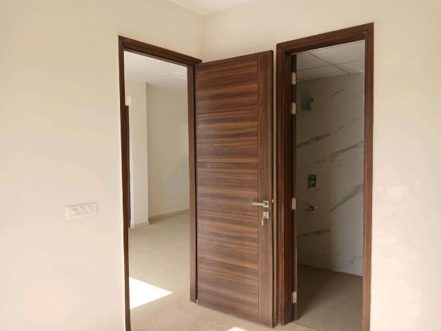 Flat for sale in Hariana