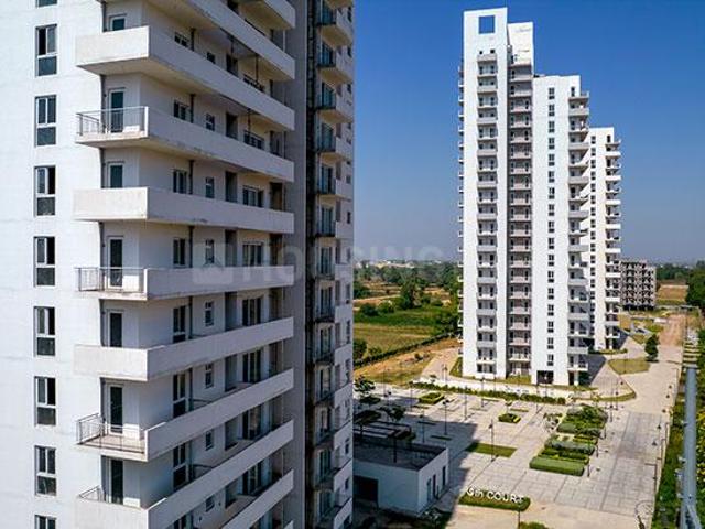 Flat for sale in Hariana