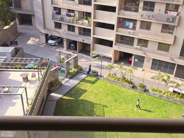 Flat for sale in Gulbai tekra, Ahmedabad